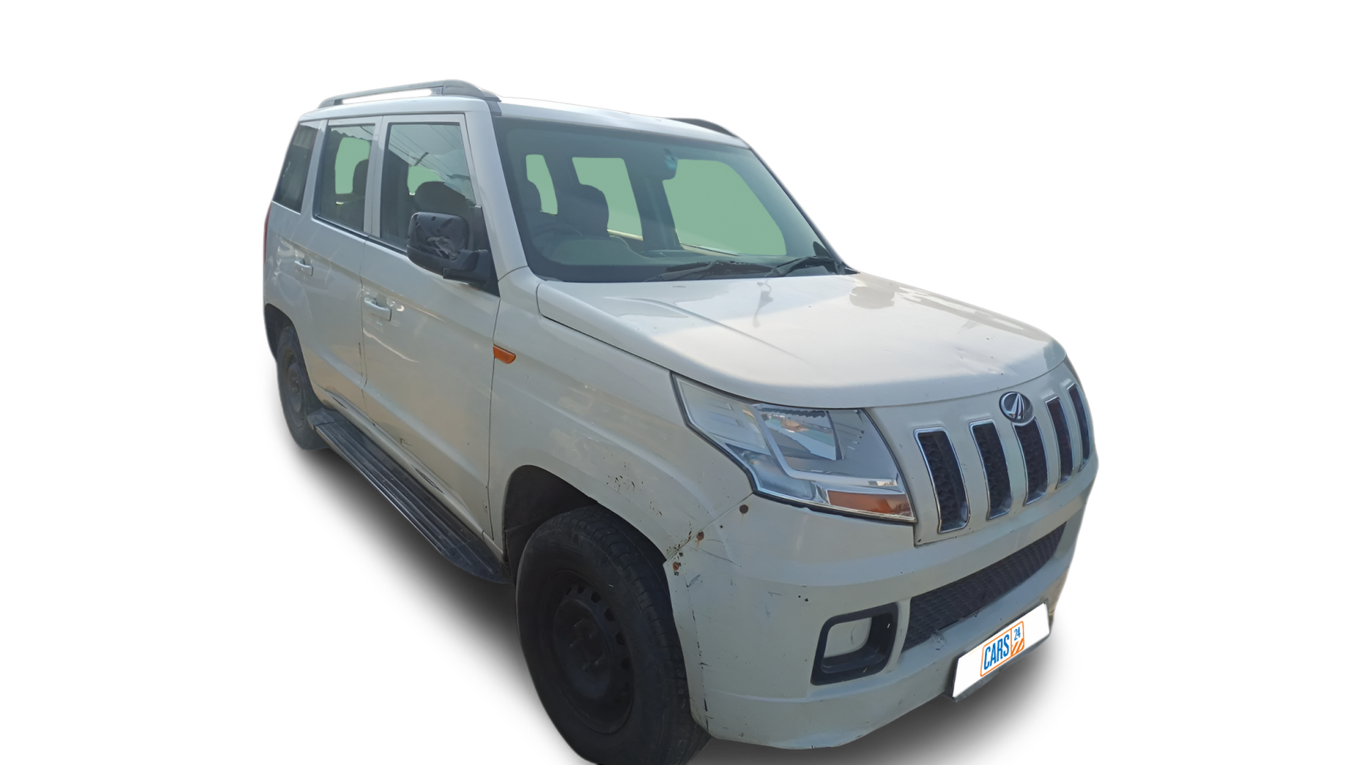 Mahindra TUV300-img